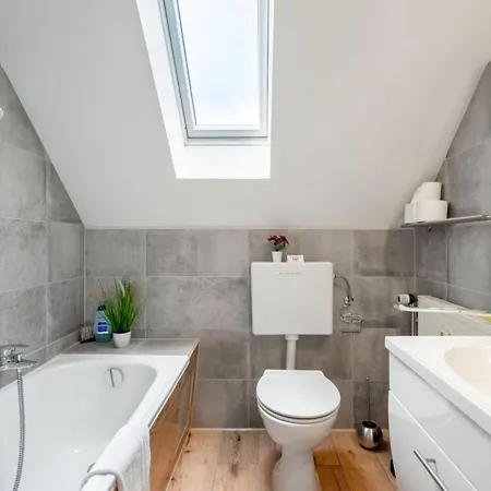 Villa-vogelsgesang Lichtdurchflutet & Ruhig Appartement