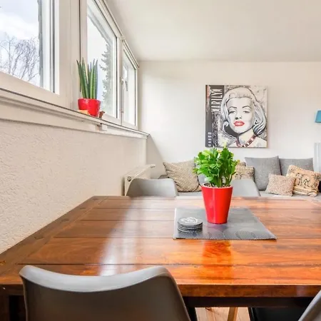 Villa-vogelsgesang Lichtdurchflutet & Ruhig Appartement